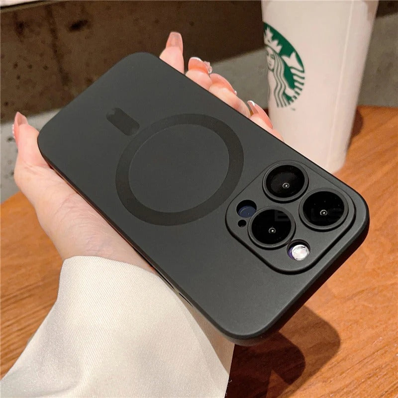 coque iPhone 12 AuraMag noir