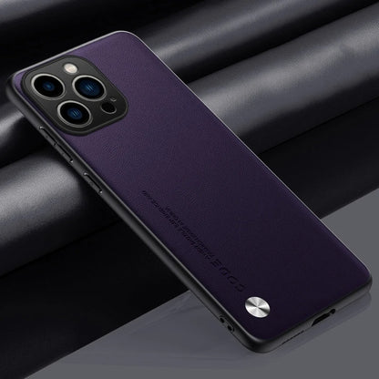 coque iphone 13 LuxCase violet